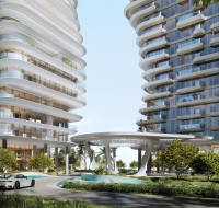 Spacious penthouse with panoramic ocean views