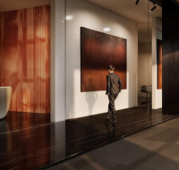 Shared business lounge and workspace amenities